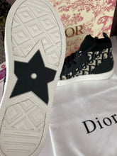 Load image into Gallery viewer, Walk n Dior Trainers
