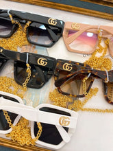 Load image into Gallery viewer, Logo Chain Sunglasses