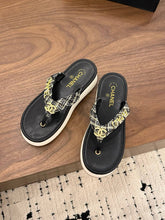 Load image into Gallery viewer, CC Sandals

