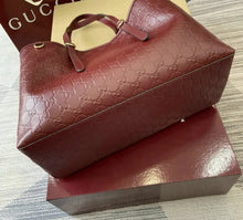 Load image into Gallery viewer, GG Shopping Bag
