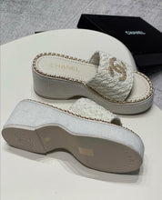 Load image into Gallery viewer, CC Sandals

