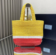 Load image into Gallery viewer, Crochet Tote
