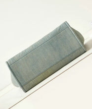 Load image into Gallery viewer, Deauville Tote
