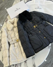 Load image into Gallery viewer, Cygnes Jacket
