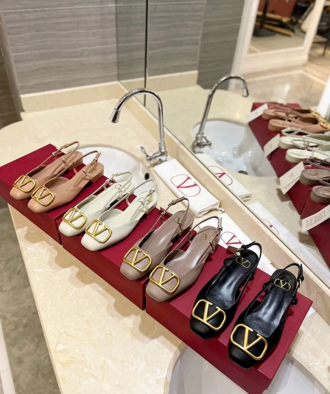 V Logo Slingback