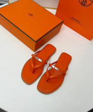 Load image into Gallery viewer, Miss Sandals
