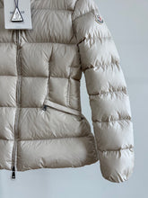 Load image into Gallery viewer, Avoce Jacket

