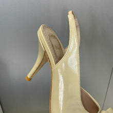 Load image into Gallery viewer, Bow Sandals
