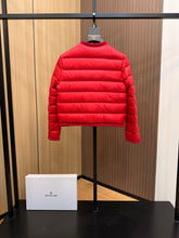 Load image into Gallery viewer, Aristeo Jacket
