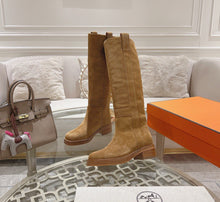 Load image into Gallery viewer, Suede Long Boots
