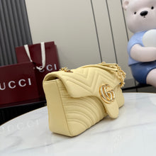 Load image into Gallery viewer, Marmont Small Shoulder Bag
