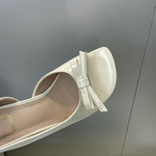 Load image into Gallery viewer, Bow Sandals
