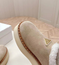 Load image into Gallery viewer, Fur Slippers
