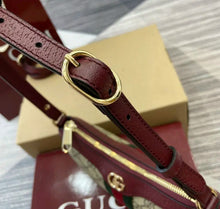 Load image into Gallery viewer, Ophidia Small Bag

