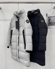 Load image into Gallery viewer, Byward Parka Black Label
