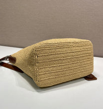 Load image into Gallery viewer, Raffia Bucket Bag
