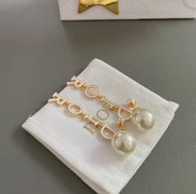 Load image into Gallery viewer, CD Earrings
