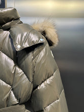 Load image into Gallery viewer, Down Jacket
