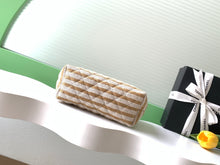 Load image into Gallery viewer, CC Pouch Medium
