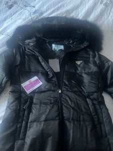 Logo Coat