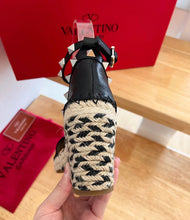 Load image into Gallery viewer, Rockstud Wedges
