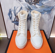 Load image into Gallery viewer, Leather Boots
