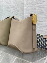 Load image into Gallery viewer, Bucket Bag
