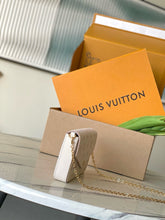 Load image into Gallery viewer, Pochette Felicie
