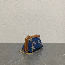 Load image into Gallery viewer, Triomphe Clutch

