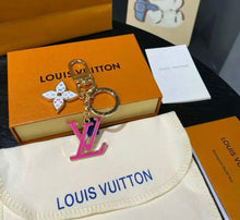Load image into Gallery viewer, Logo Bag Charm/Keychain
