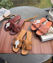 Load image into Gallery viewer, Oran Sandals
