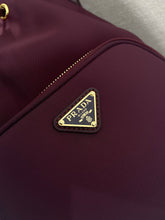 Load image into Gallery viewer, Duet Bucket Bag
