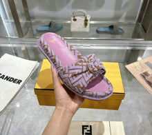 Load image into Gallery viewer, Feel Sandals
