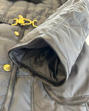 Load image into Gallery viewer, Cygnes Jacket
