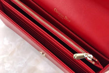 Load image into Gallery viewer, Lady D Clutch
