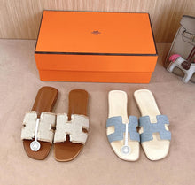 Load image into Gallery viewer, Oran Sandals
