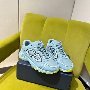B30 Trainers
