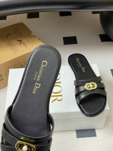 Load image into Gallery viewer, Leather Sandals
