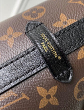 Load image into Gallery viewer, Carryall BB Teddy
