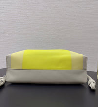 Load image into Gallery viewer, Flamenco Bag
