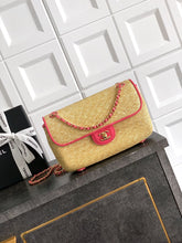 Load image into Gallery viewer, Raffia Classic Flap
