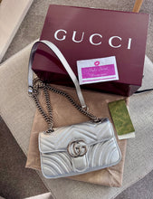 Load image into Gallery viewer, Marmont Small Shoulder Bag
