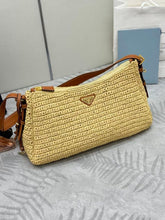 Load image into Gallery viewer, Aimee Shoulder Bag
