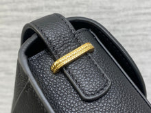 Load image into Gallery viewer, Medilion Flap Bag
