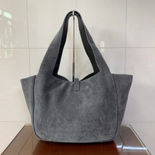 Load image into Gallery viewer, Bea Tote
