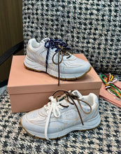 Load image into Gallery viewer, Logo Trainers
