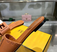 Load image into Gallery viewer, Baguette Sandals
