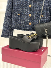 Load image into Gallery viewer, Platform Sandals
