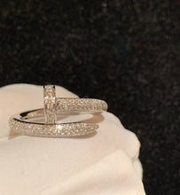 Load image into Gallery viewer, Original Quality Juste Un Clou Ring
