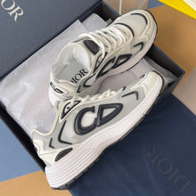 Load image into Gallery viewer, B30 Trainers

